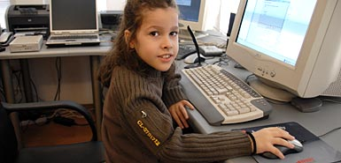 Illustration for article titled 10 Gadget Whiz Kids Under the Age of 16